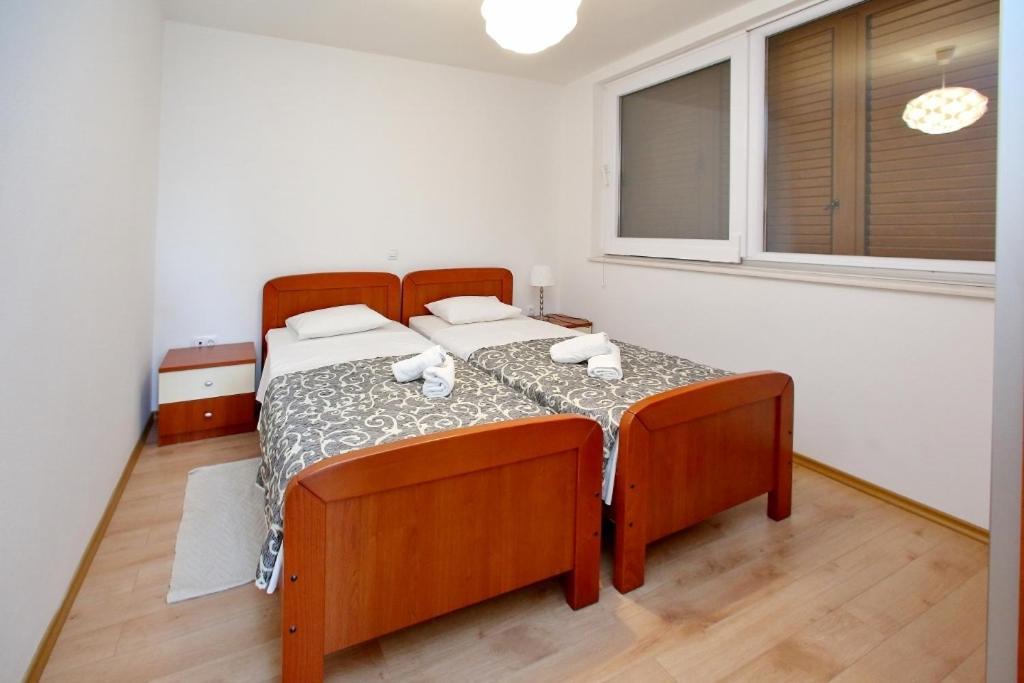 Apartments With A Parking Space Sukosan, Zadar - 16641 외부 사진
