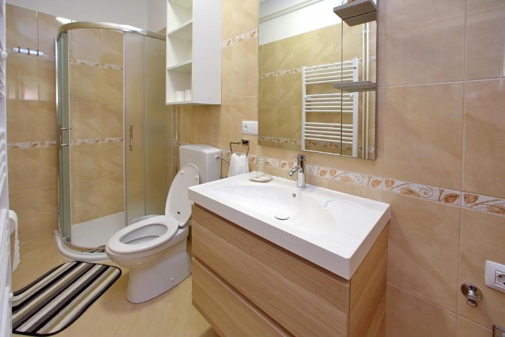 Apartments With A Parking Space Sukosan, Zadar - 16641 외부 사진